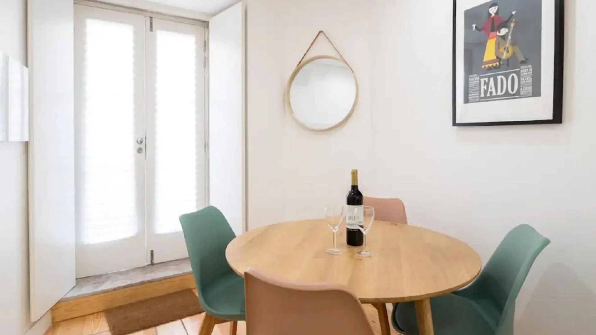 Comfortable Apartment In Bairro Alto By Lovelystay Lisboa 0*,  Portugalsko